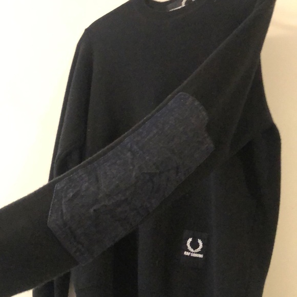 Black wool and acrylic knit sweater by RAF Simons and Fred Perry. - Picture 4 of 4